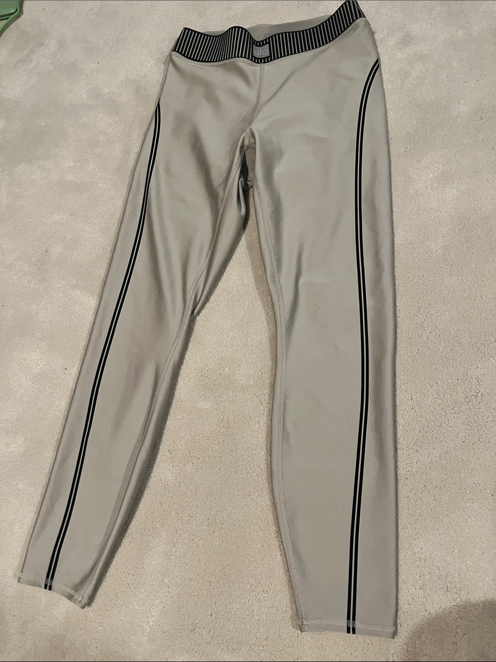 ALO Airlift High-Waist 7/8 Line Up Legging in Gravel